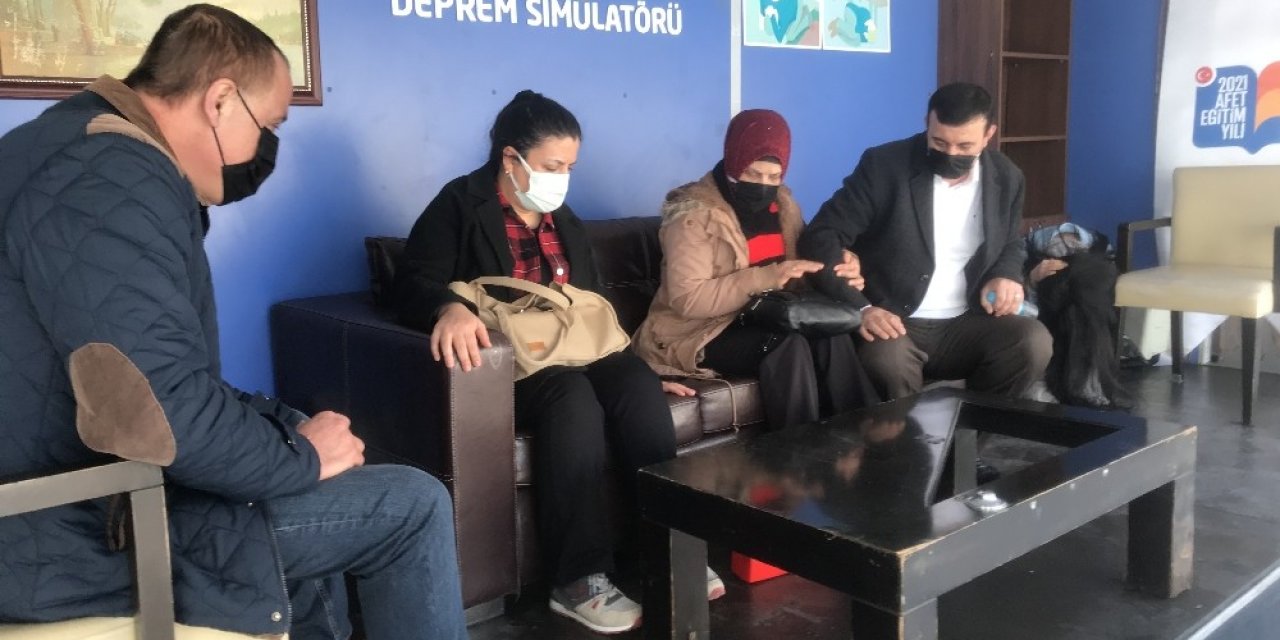 Avcılar’da Simülasyon Tırında Depremi Yaşadılar