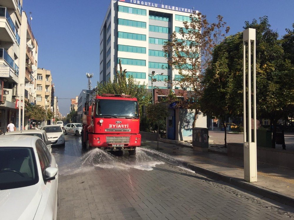 Büyükşehir Hijyen Seferberliğini Sürdürüyor