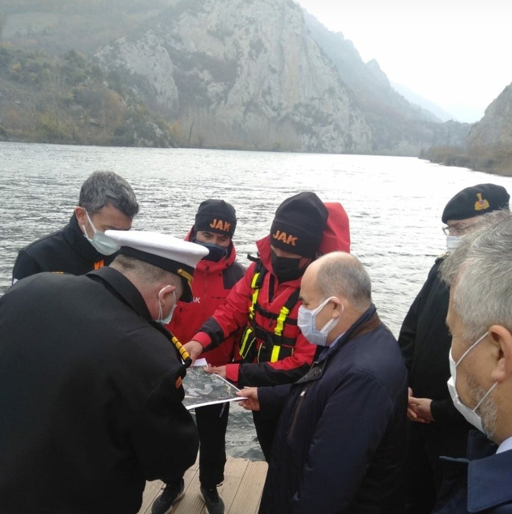 Samsun’da Baraja Atlayan Kadın İçin Devlet Seferber