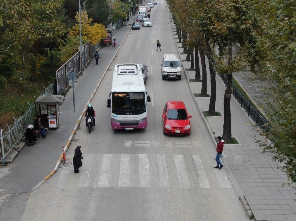 Kastamonu’da Yayalara Yol Vermeyen 418 Kişiye Ceza Kesildi