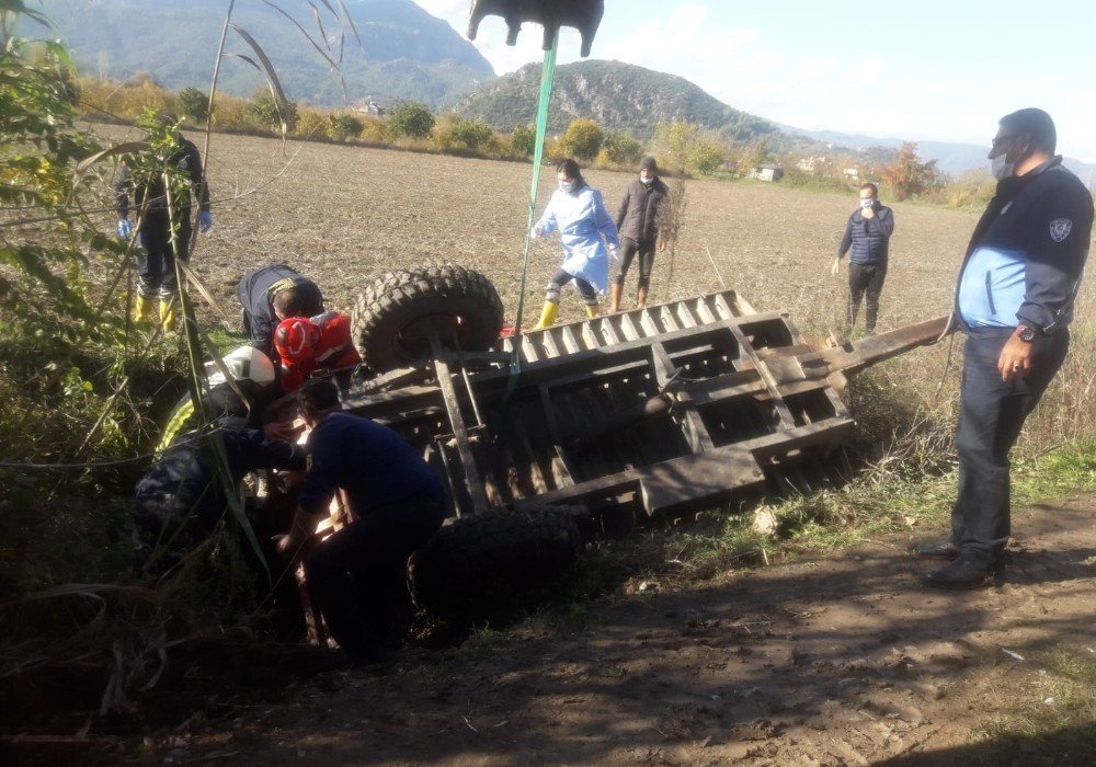 Ortaca’da Traktör Römorku Devrildi: 1 Ölü