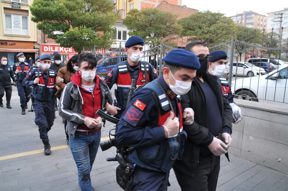 Define Cinayetinin Şüphelisi: “kanımızı Aldık”