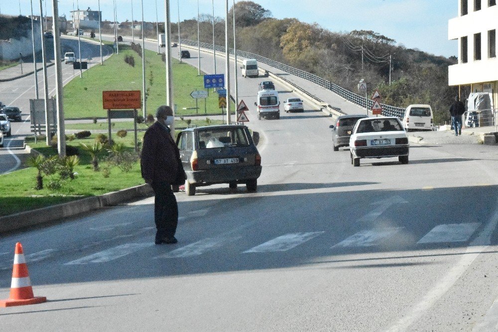 Sinop’ta Otomobil Yayaya Çarptı: 1 Yaralı