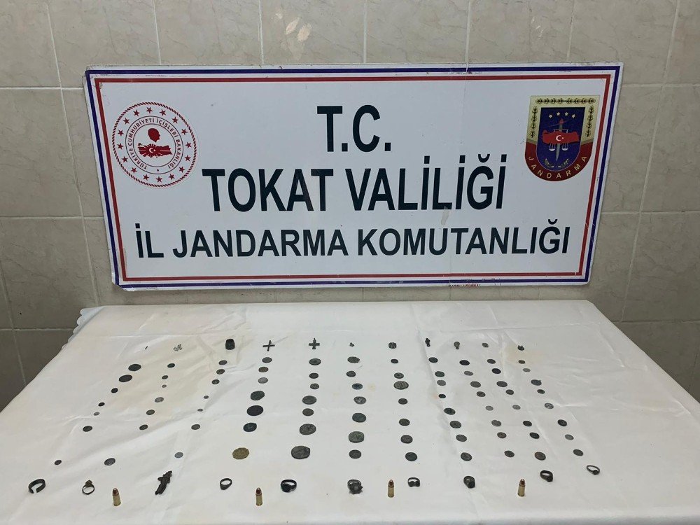 Tokat’ta 127 Parça Tarihi Eser Ele Geçirildi