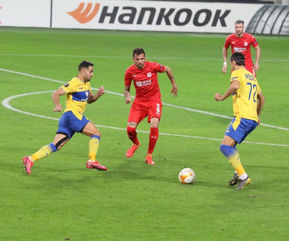 Uefa Avrupa Ligi: Maccabi Tel Aviv: 0 - Dg Sivasspor: 0 (ilk Yarı)