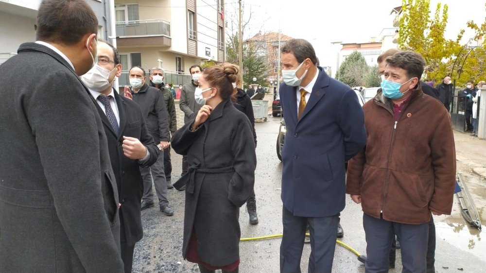 Uşak’ta Doğalgaz Patlamalarının Ardından Büyük Panik Yaşandı