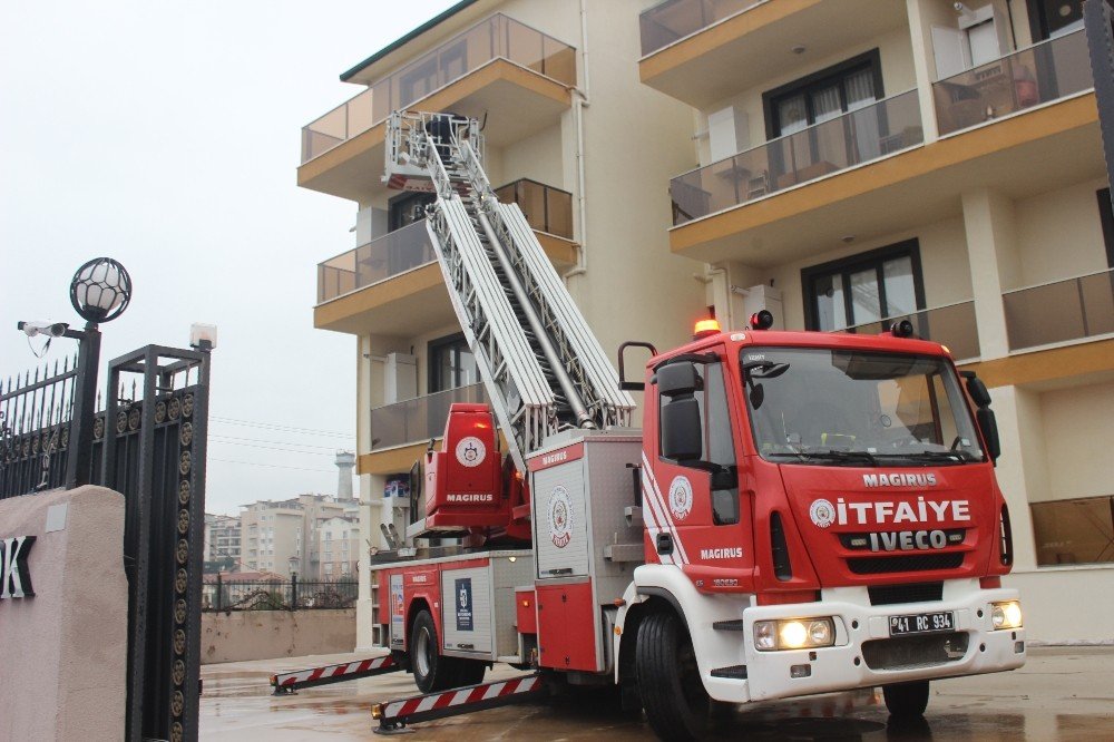 Boş Evde Haber Alınamayan Şahıs İhbarı Ekipleri Alarma Geçirdi