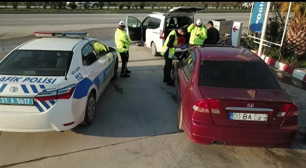 Başka Aracın Plakasını Kullanırken Yakalandı