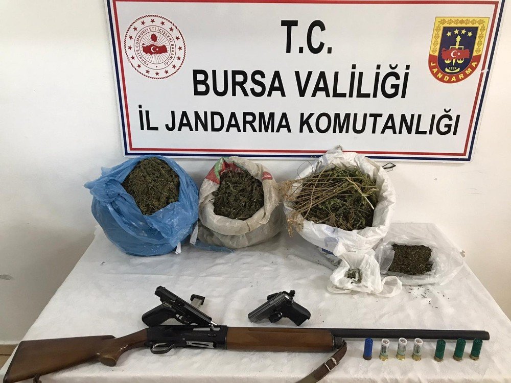 5 Kilo Uyuşturucu ’takip’e Takıldı