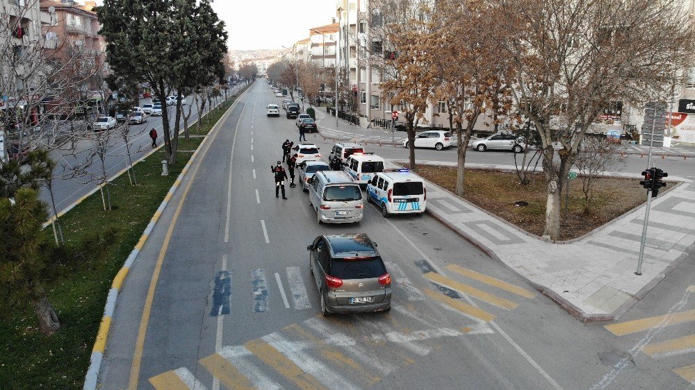 Aksaray’da Polisin Kısıtlama Denetimi Drone İle Görüntülendi