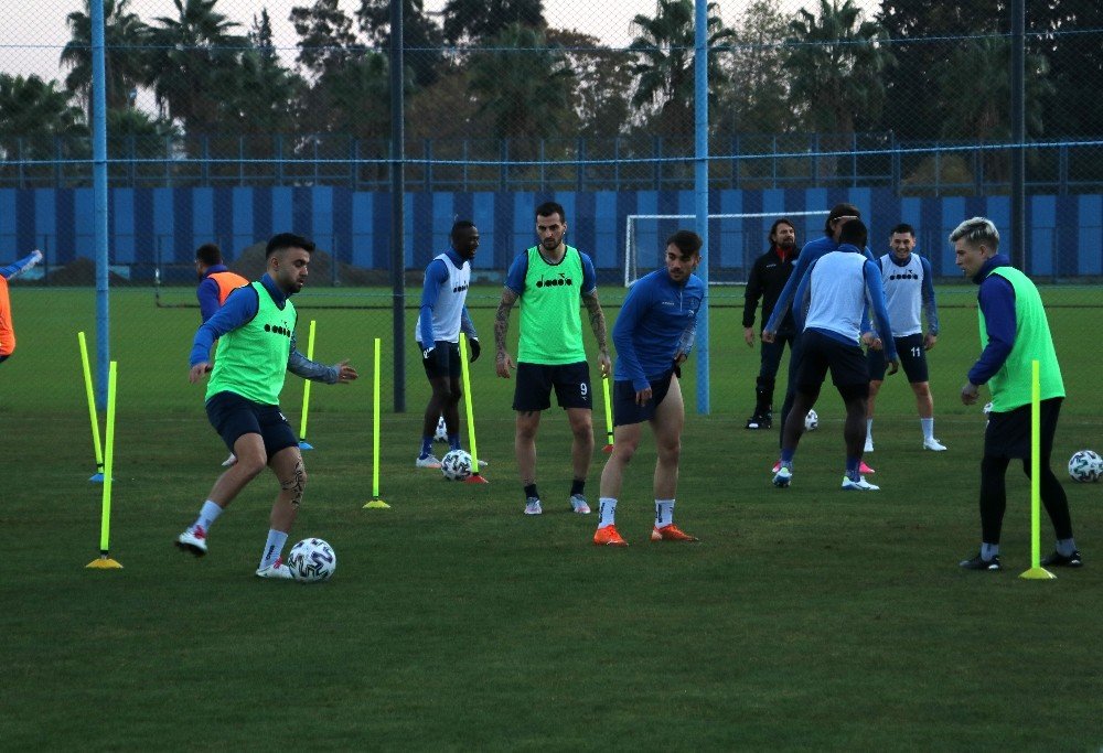 Adana Demirspor Devre Arasına Lider Girmek İstiyor