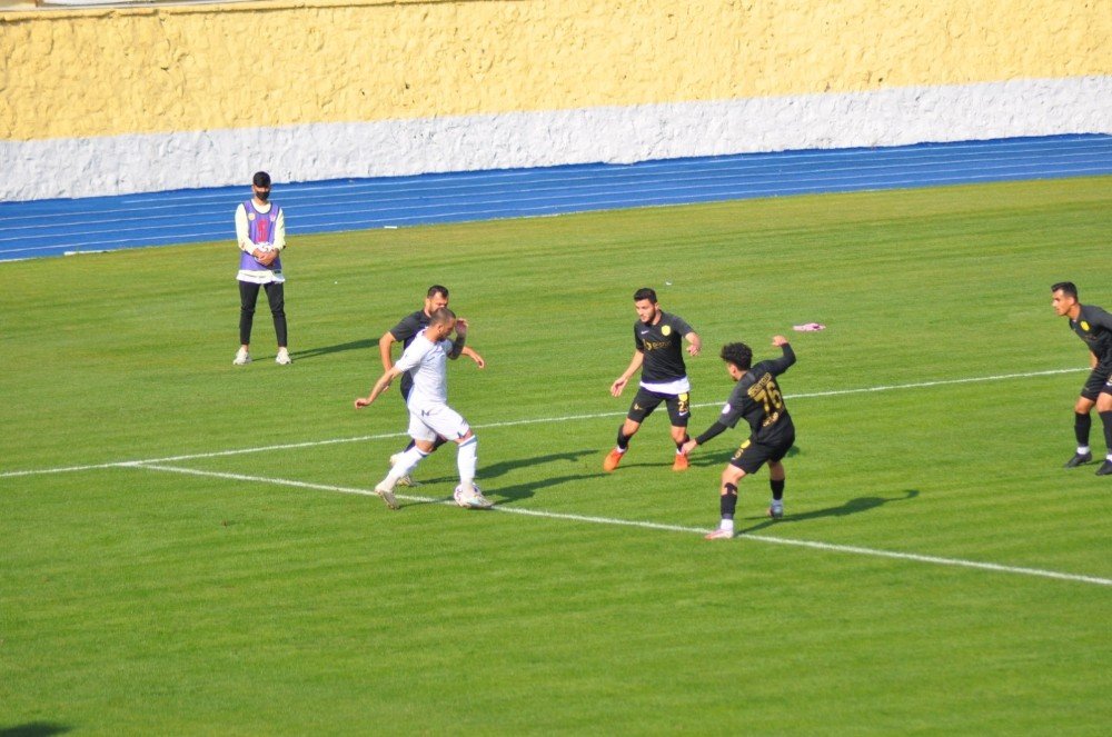 3. Lig: Osmaniyespor Fk: 0 - Çarşambaspor: 0