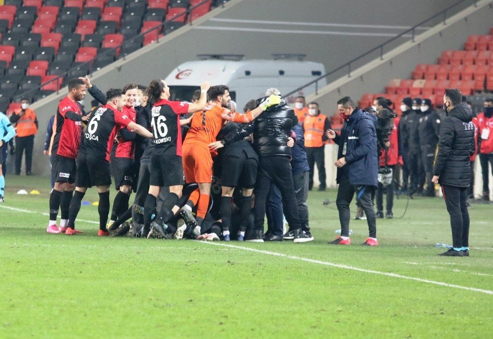 Gaziantep Fk’nın Bileği Bükülemiyor