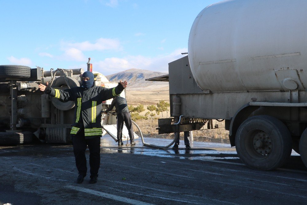 Devrilen Oksijen Yüklü Tanker, Paniğe Neden Oldu (2)