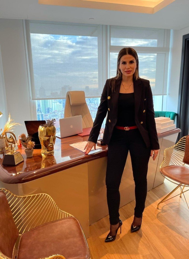 İstanbul Hairline Ceo’su Gülşen Şener:”korona Virüs Saç Ekim İşlemine Engel Değildir “