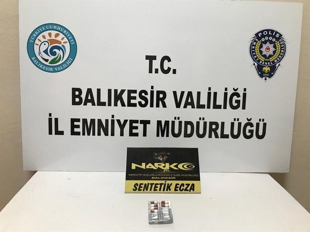 Balıkesir’de 8 Kişiye Uyuşturucu Operasyonu; 2 Kişi Tutuklandı