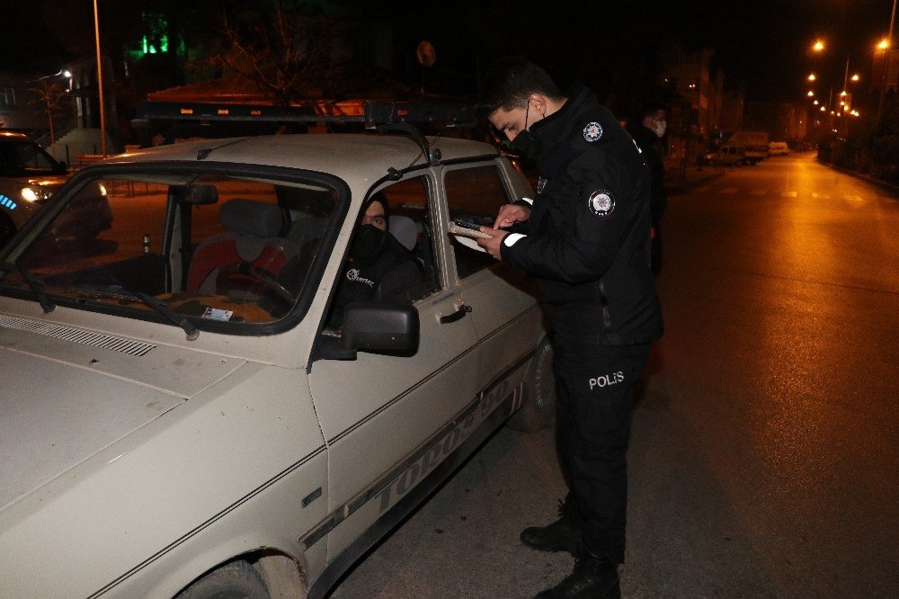 Amasya’da Polis, Kısıtlama Denetimi Yaptı