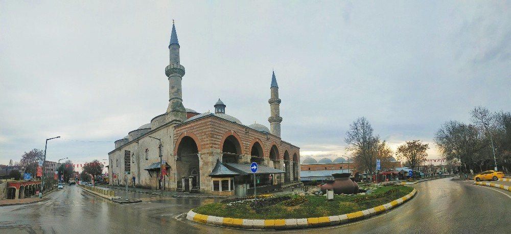 Edirne’de Korona Virüse Geçit Yok, Denetimler Gece Gündüz Sürüyor