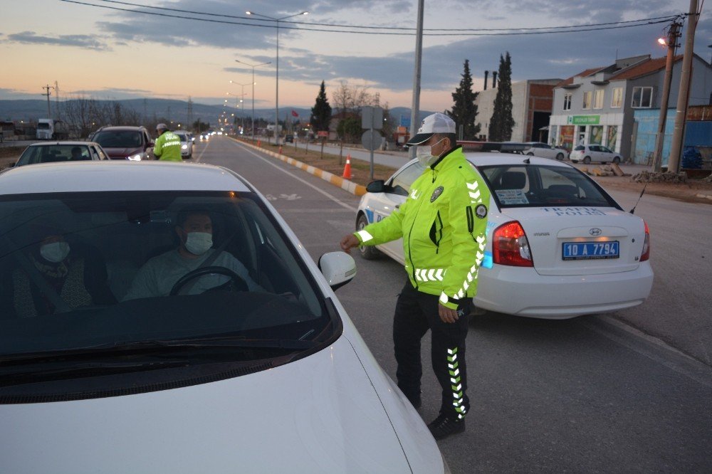 Bigadiç’te Yılbaşı Öncesi Sıkı Denetim