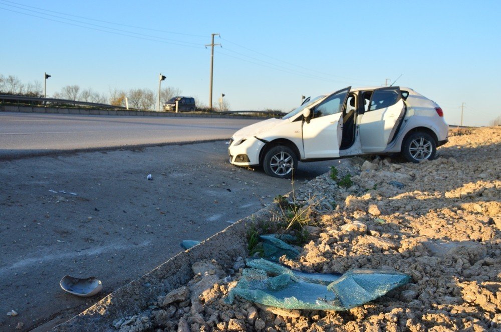 150 Metre Sürüklenen Araçtan Emniyet Kemerleri Sayesinde Kurtuldular