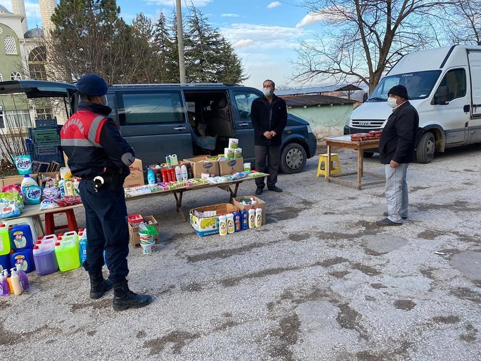 Çavdarhisar’da Jandarma Ve Polisten Korona Virüs Denetimi