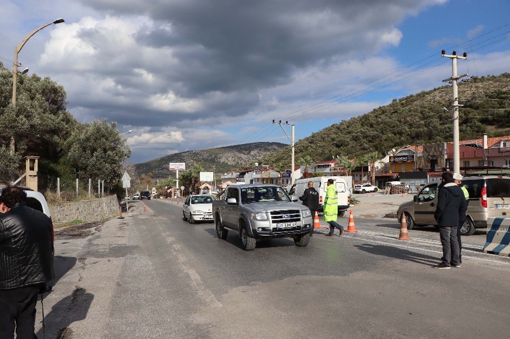 Kuşadası’na Giriş Ve Çıkışlar Kontrol Altına Alındı