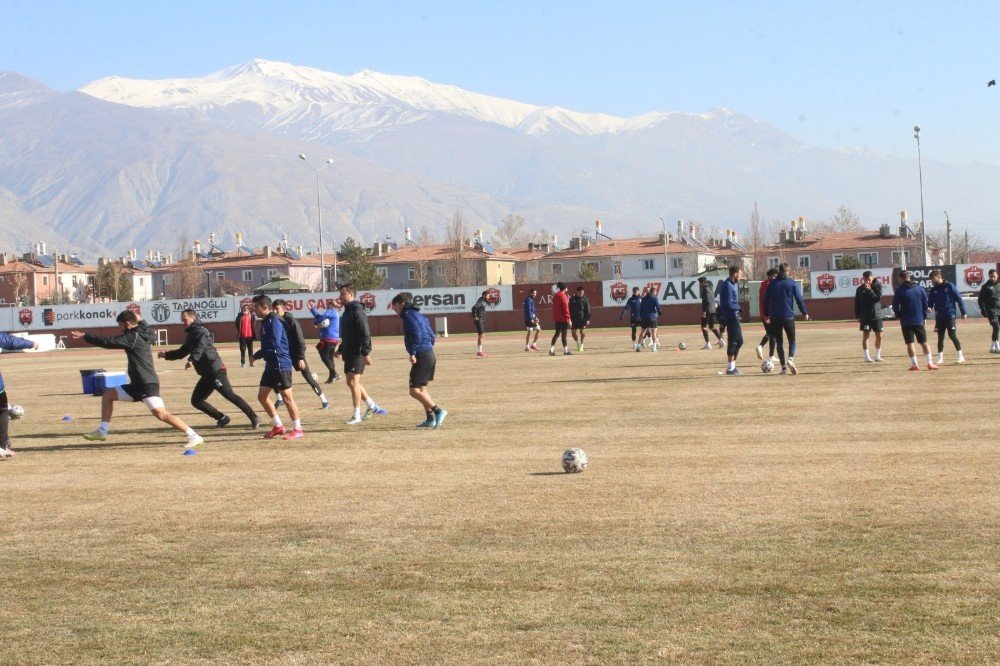 24erzincanspor Sancaktepe Hazırlıklarını Sürdürdü