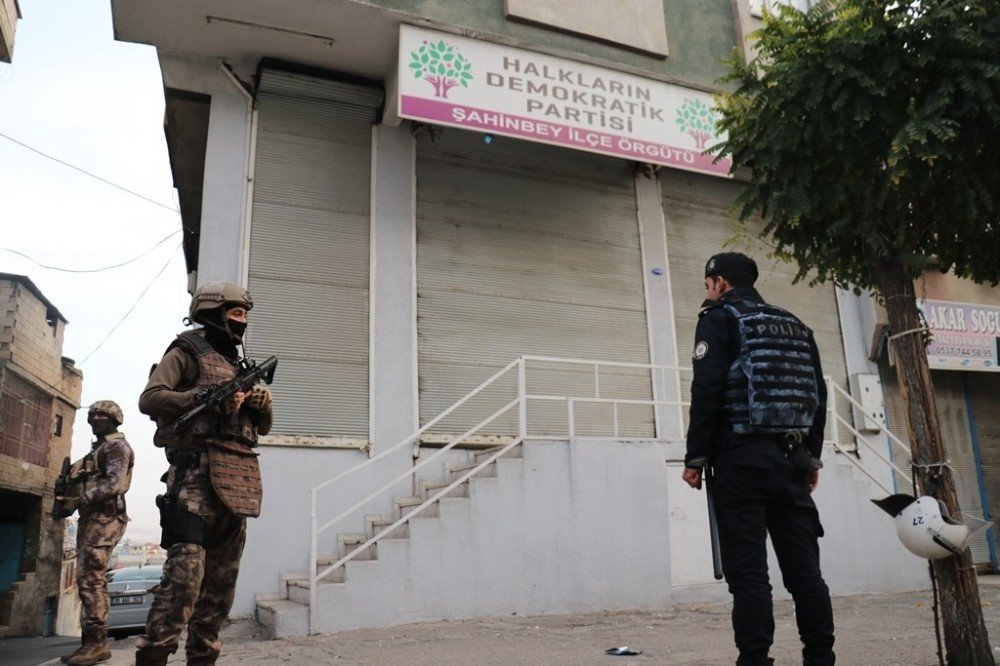 Chp’li Belediye Meclis Üyesi Mahkeme Başkanının Pkk Sorusuna Cevap Veremedi