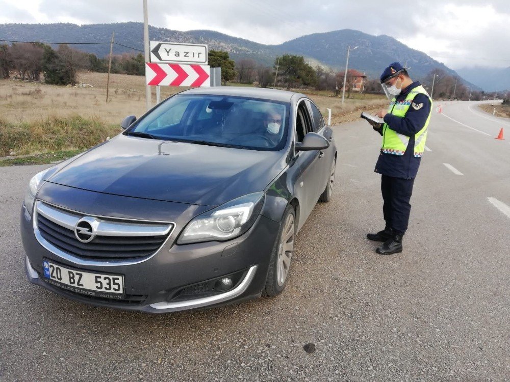 Burdur’da Jandarmadan Trafik Denetimi