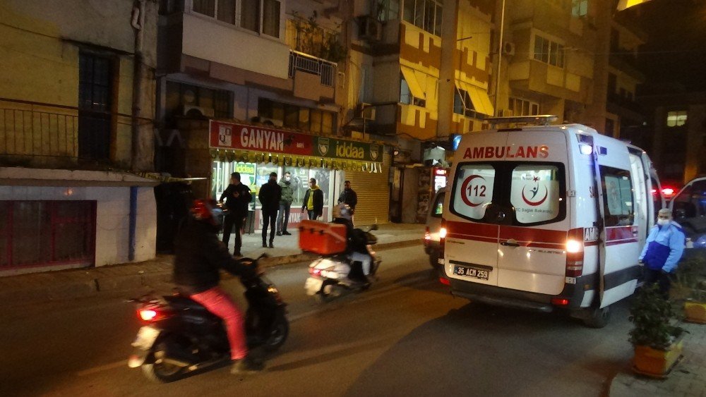 İzmir’de Vahşet: Babasını 25 Yerinden Bıçaklayarak Öldürdü