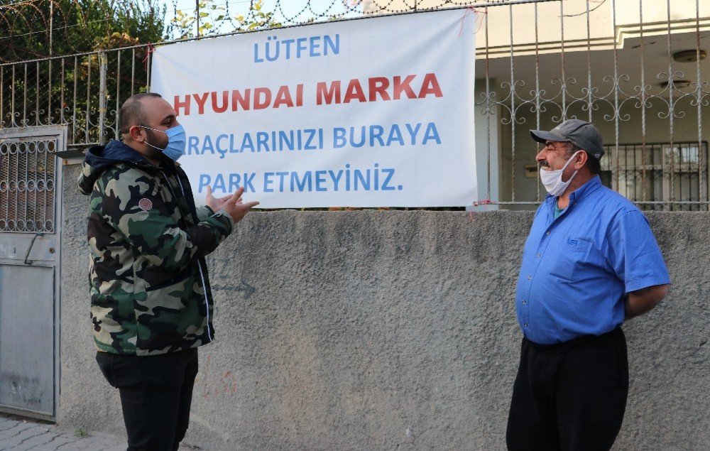 Bu Yazıyı Görenler Dönüp Bir Daha Bakıyor