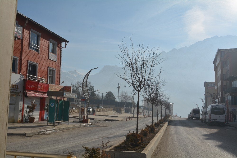 Hakkari’de, Kısıtlama Sessizliği