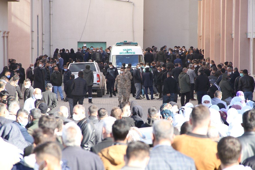 Şırnak’ta Göçük Altında Kalan İşçinin Cansız Bedenine Ulaşıldı