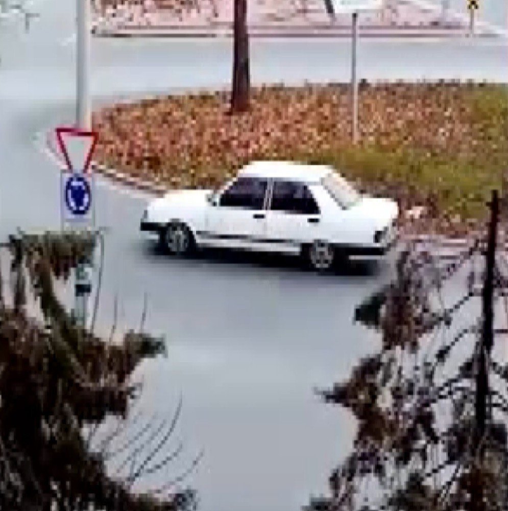 Konya’da Drift Yapan Sürücüye Ve Araç Sahibine 12 Bin 96 Lira Ceza