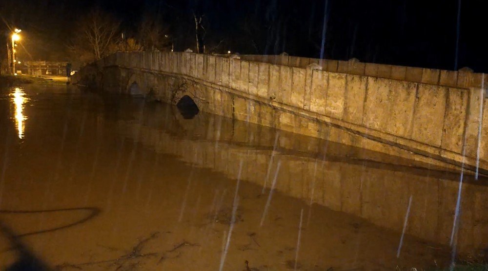 Tunca Nehri Taştı, Meriç Nehri İçin Alarm Verildi