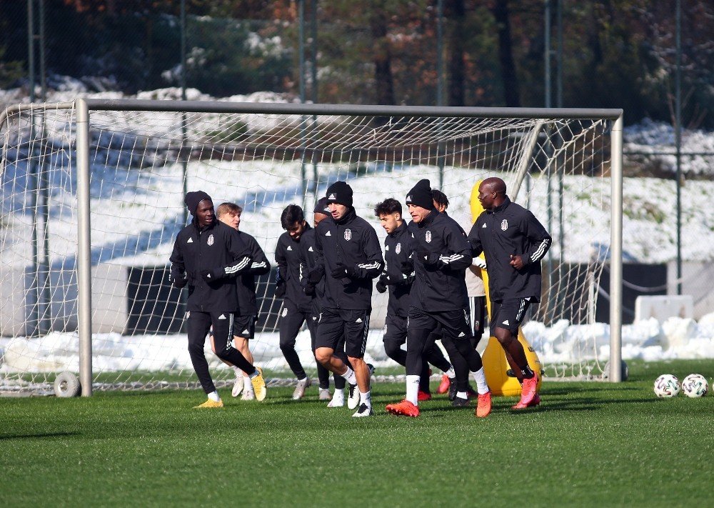 Beşiktaş’ta Derbi Mesaisi Devam Etti