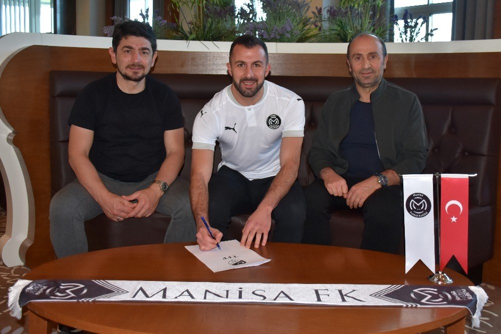 Manisa Fk Kadrosuna 3 Yeni İsim Kattı