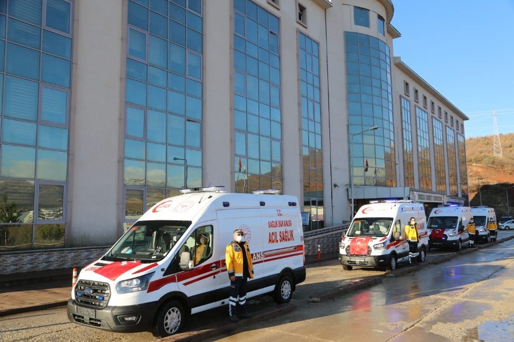 Tunceli’de 4 Yeni Ambulans Hizmete Girdi