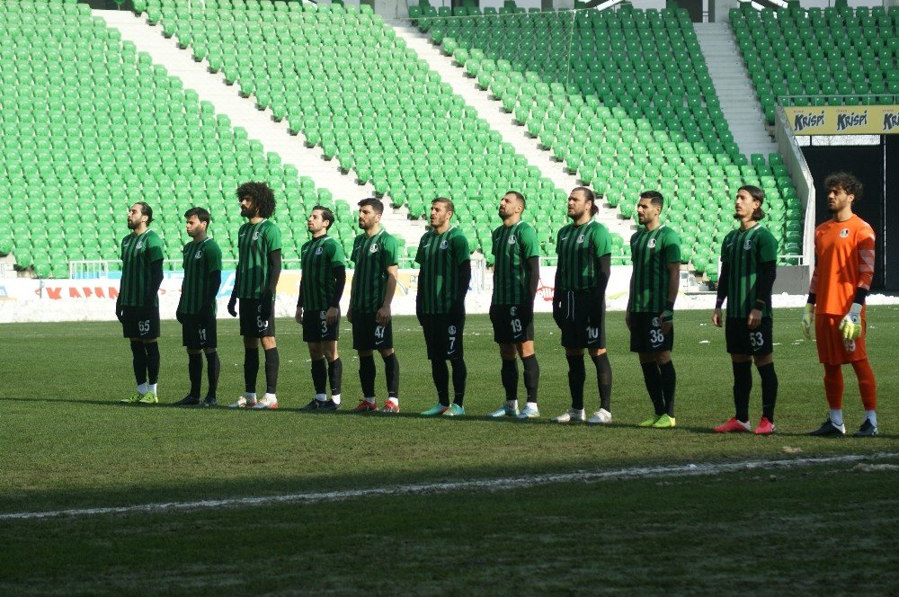 Tff 2. Lig: Sakaryaspor: 1 - Serik Belediyespor: 1