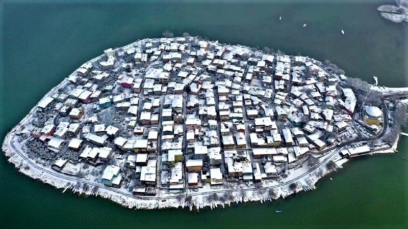 2600 Yıllık Geçmişi Var...küçük Venedik Karlar Arasında Böyle Görüntülendi