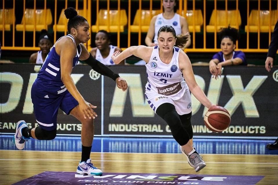 Euroleague Woman: İzmit Belediyespor: 61 - Dynamo Kursk: 65