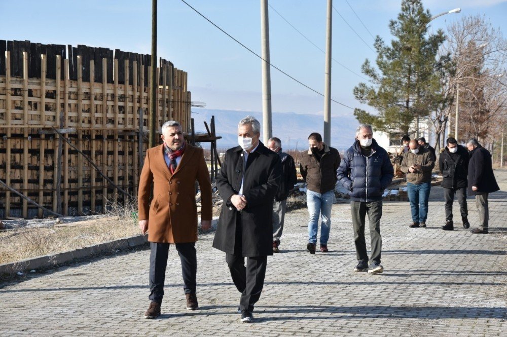 Yeni Arıtma Tesisinin Yapımına Başlandı