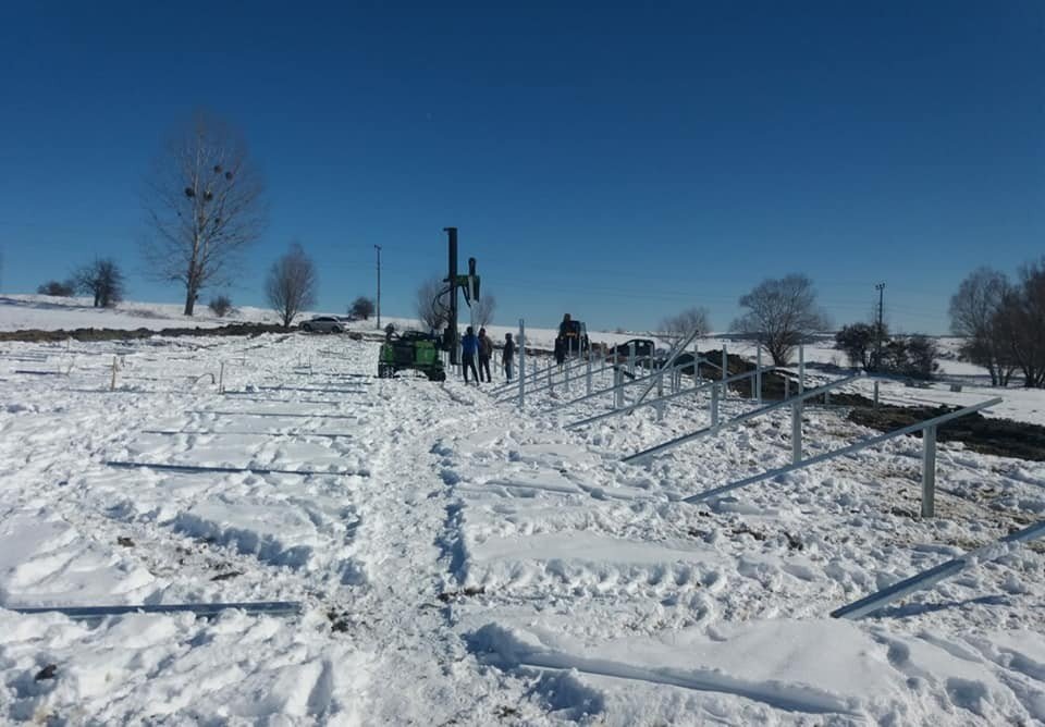 Güneş Enerji Santrali Yapımı Aralıksız Devam Ediyor