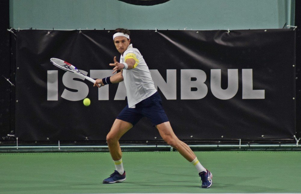 İ̇stanbul Indoor Challenger’da Şampiyon Rinderknech