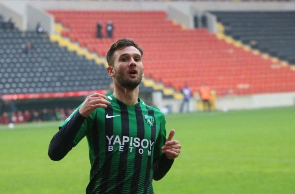 Kocaelispor’da Cerem Talha Dinçer Gönderildi