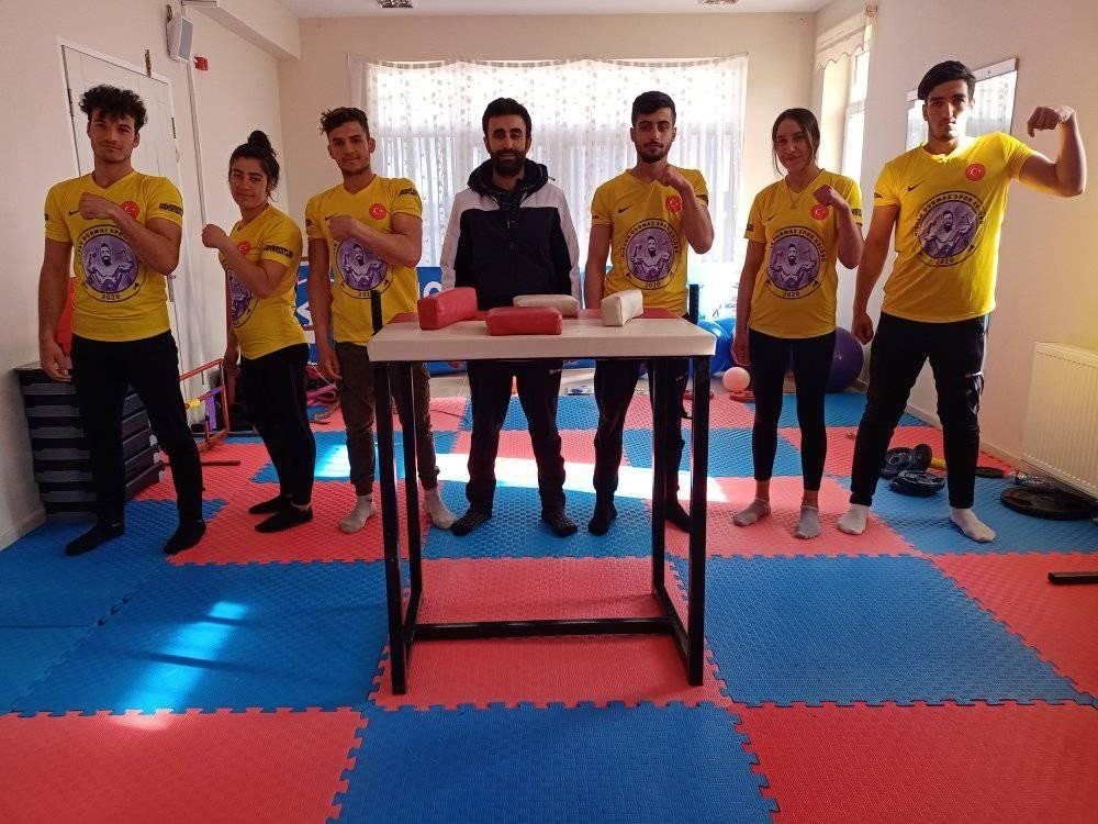 Dicle’de Başarılı Sporcular İçin Sponsor Aranıyor