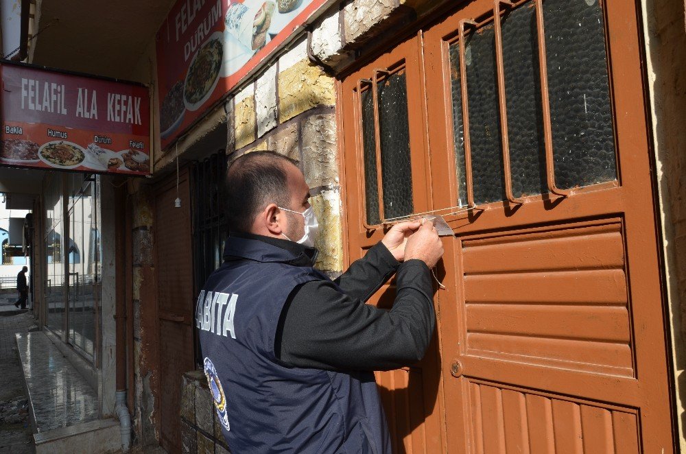 Hatay’da Ruhsatsız İş Yerleri Mühürlendi