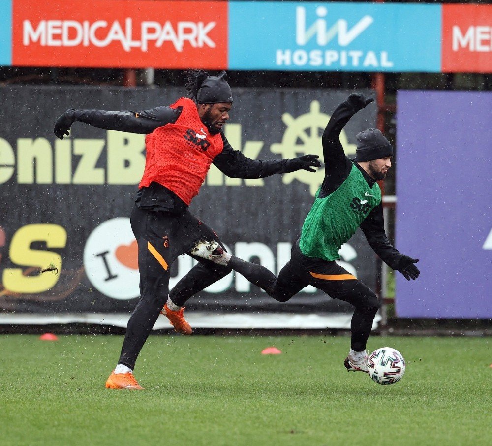 Henry Onyekuru İlk Antrenmanına Çıktı