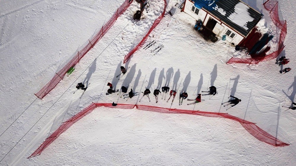 Bitlis’te Kayak Sezonu Açıldı