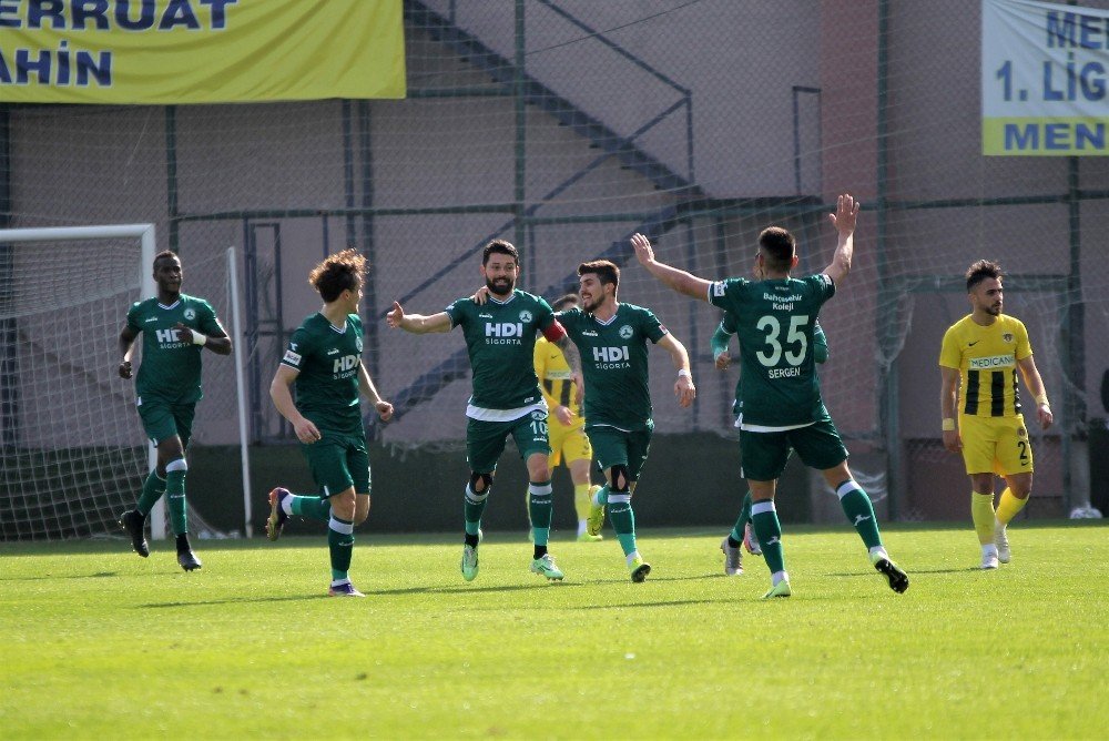 Tff 1. Lig: Menemenspor: 0 - Giresunspor: 4